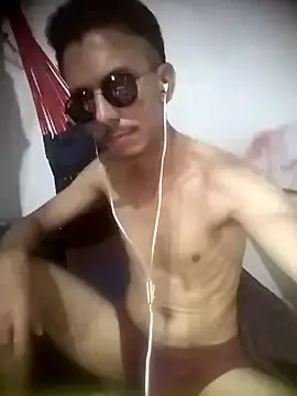 MagrinhoSaradoo online show from 02-04-25, 06:46