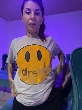 Izy cute  online show from 01-18-26, 02:59