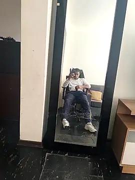 Snapshot of THEGOATHL chatting on 10-01-25, 04:13 THEGOATHL online show from 10-01-25, 04:13