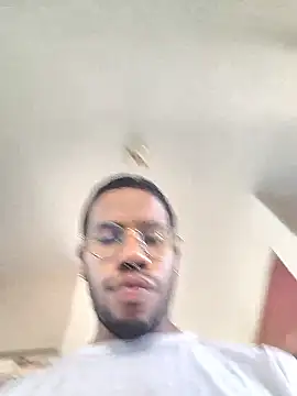 Snapshot of THEGOATHL chatting on 10-22-25, 07:24 THEGOATHL online show from 10-22-25, 07:24