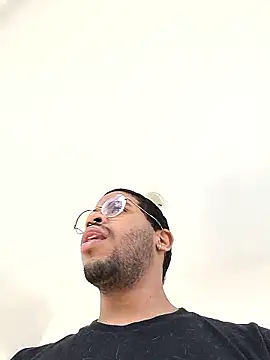 Snapshot of THEGOATHL chatting on 10-28-25, 07:27 THEGOATHL online show from 10-28-25, 07:27