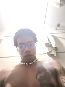 Snapshot of THEGOATHL chatting on 12-22-25, 02:19 THEGOATHL online show from 12-22-25, 02:19