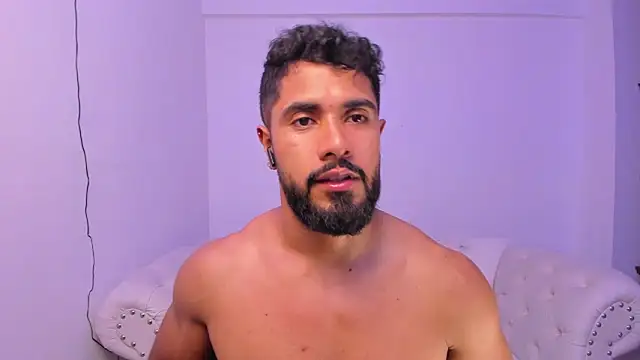 Santiago huntt online show from 12-17-24, 12:45