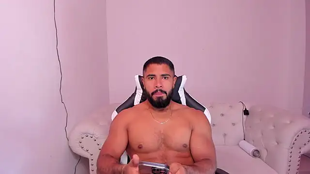 Santiago huntt online show from 02-15-25, 12:33