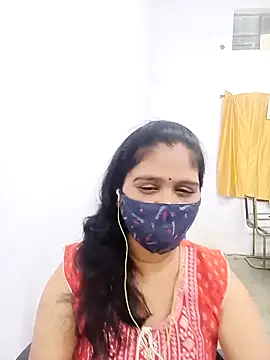 Snapshot of Lucky-Deepthi chatting on 02-14-25, 06:19 Lucky-Deepthi online show from 02-14-25, 06:19