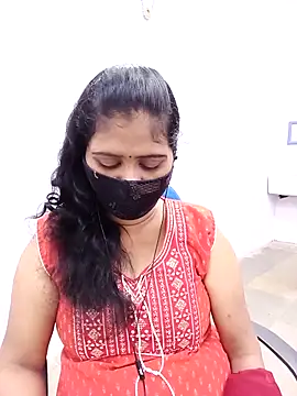 Snapshot of Lucky-Deepthi chatting on 03-09-25, 04:00 Lucky-Deepthi online show from 03-09-25, 04:00