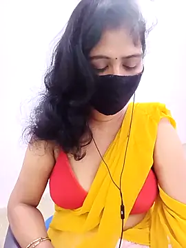 Snapshot of Lucky-Deepthi chatting on 10-15-25, 10:21 Lucky-Deepthi online show from 10-15-25, 10:21