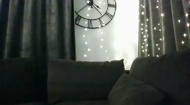 Snapshot of realdilf chatting on 01-08-25, 07:34 realdilf online show from 01-08-25, 07:34