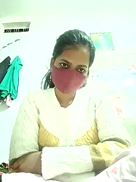 Snapshot of Pooja_cut chatting on 02-18-25, 05:42 Pooja cut online show from 02-18-25, 05:42