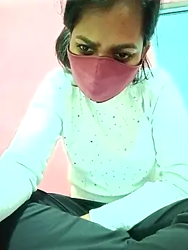 Snapshot of Pooja_cut chatting on 02-23-25, 11:00 Pooja cut online show from 02-23-25, 11:00