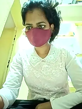 Snapshot of Pooja_cut chatting on 02-24-25, 01:35 Pooja cut online show from 02-24-25, 01:35