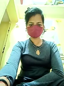 Snapshot of Pooja_cut chatting on 02-27-25, 01:05 Pooja cut online show from 02-27-25, 01:05