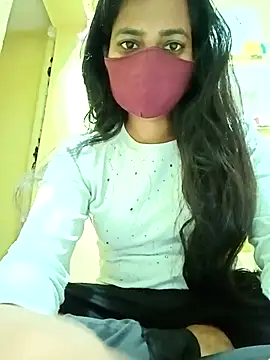 Snapshot of Pooja_cut chatting on 03-01-25, 04:11 Pooja cut online show from 03-01-25, 04:11