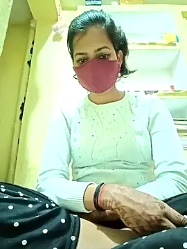 Snapshot of Pooja_cut chatting on 03-06-25, 02:08 Pooja cut online show from 03-06-25, 02:08