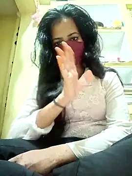 Snapshot of Pooja_cut chatting on 03-21-25, 05:23 Pooja cut online show from 03-21-25, 05:23