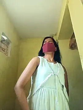 Snapshot of Pooja_cut chatting on 10-06-25, 03:15 Pooja cut online show from 10-06-25, 03:15