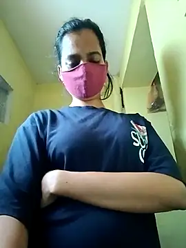 Snapshot of Pooja_cut chatting on 11-10-25, 11:09 Pooja cut online show from 11-10-25, 11:09