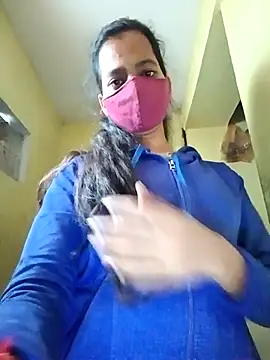 Snapshot of Pooja_cut chatting on 11-16-25, 11:27 Pooja cut online show from 11-16-25, 11:27