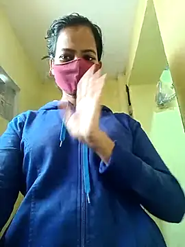 Snapshot of Pooja_cut chatting on 11-21-25, 02:54 Pooja cut online show from 11-21-25, 02:54