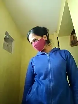 Snapshot of Pooja_cut chatting on 12-14-25, 02:28 Pooja cut online show from 12-14-25, 02:28