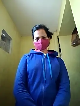 Snapshot of Pooja_cut chatting on 12-18-25, 03:01 Pooja cut online show from 12-18-25, 03:01