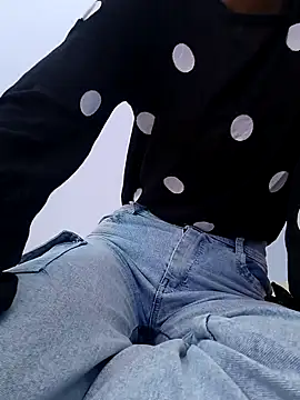 Barbie 183 online show from 03-06-25, 04:41