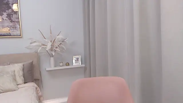 AnnyUBright online show from 02-23-25, 12:19