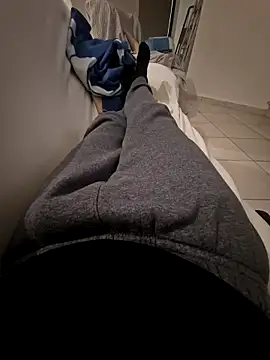 Snapshot of ziotony98 chatting on 11-09-25, 05:55 ziotony98 online show from 11-09-25, 05:55