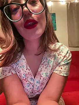 MadameNat online show from 03-18-25, 08:03