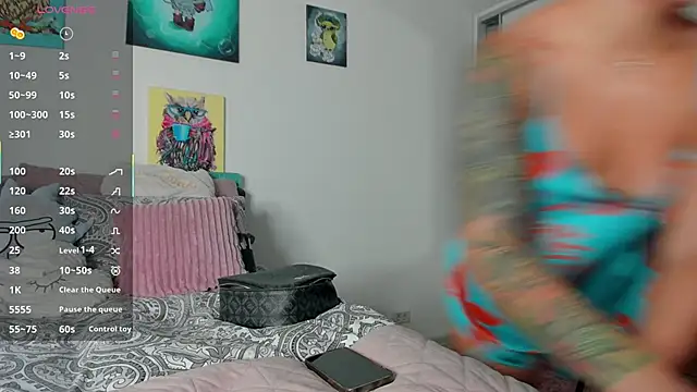 NNNoire online show from 10-23-25, 12:37