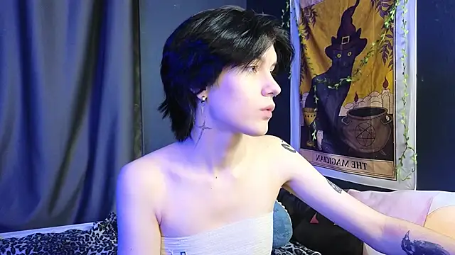 Hyeon Jin online show from 02-06-25, 08:34