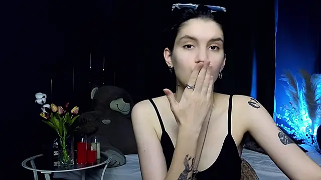 Hyeon Jin online show from 03-20-25, 10:10