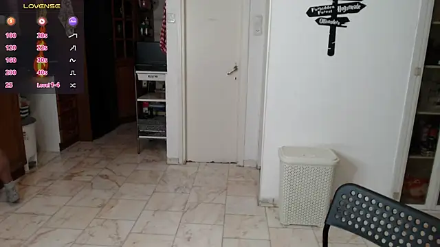 Snapshot of todddantes25 chatting on 02-07-25, 03:19 todddantes25 online show from 02-07-25, 03:19