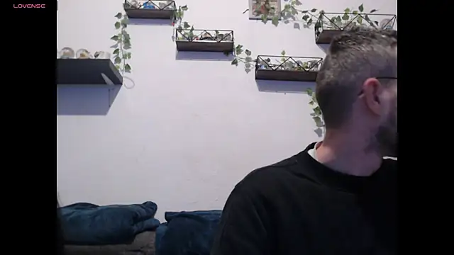 wawarruis online show from 03-15-25, 08:54