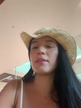 Snapshot of Siempre-locos69 chatting on 02-26-26, 08:30 Siempre-locos69 online show from 02-26-26, 08:30