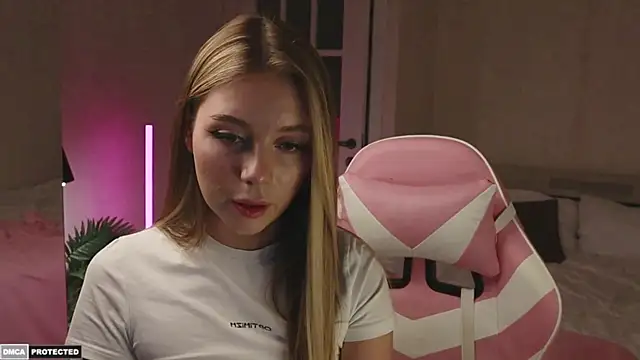 Tokyo N online show from 01-23-25, 12:04