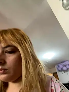 Snapshot of Blue_Angell chatting on 09-12-25, 07:14 Blue Angell online show from 09-12-25, 07:14