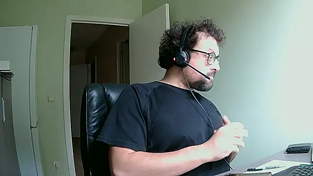 littlehairyman online show from 10-03-25, 08:11