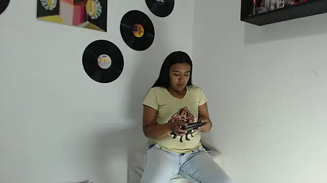 Snapshot of giselao chatting on 02-24-25, 11:41 giselao online show from 02-24-25, 11:41