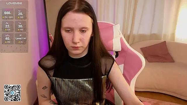 Snapshot of mon_lola chatting on 02-02-25, 06:26 mon lola online show from 02-02-25, 06:26