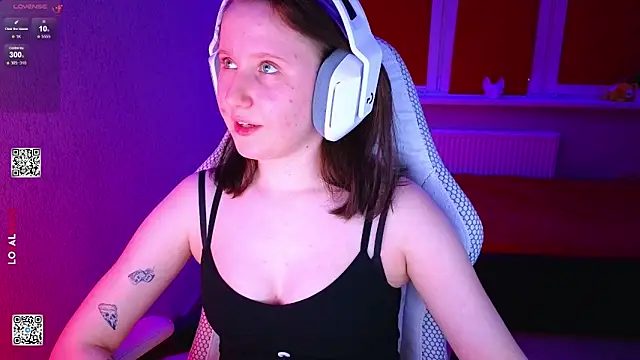 mon lola online show from 02-25-26, 03:54