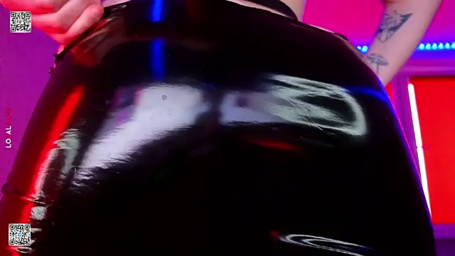 mon lola online show from 04-08-26, 11:43