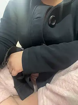 Red-Magic-25 online show from 01-13-26, 06:40