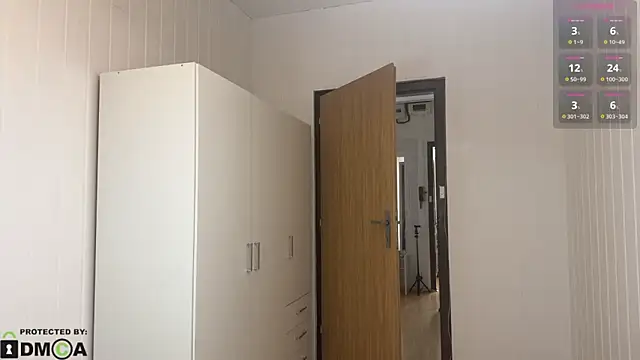 wannaseeyoursmile online show from 03-18-25, 07:19