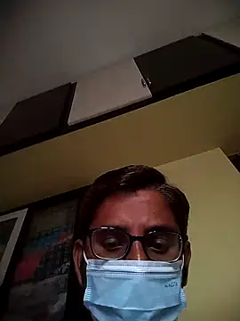 Snapshot of vannaaaa100 chatting on 01-08-25, 12:15 vannaaaa100 online show from 01-08-25, 12:15