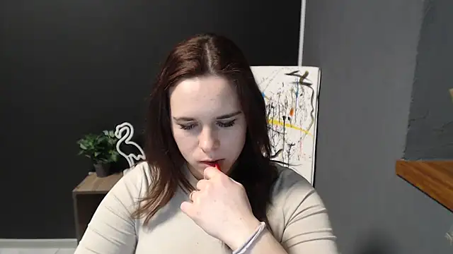 mini girly online show from 02-13-25, 04:39