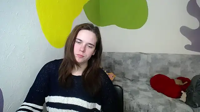 mini girly online show from 03-19-25, 12:34