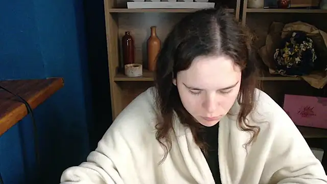 mini girly online show from 10-01-25, 06:41