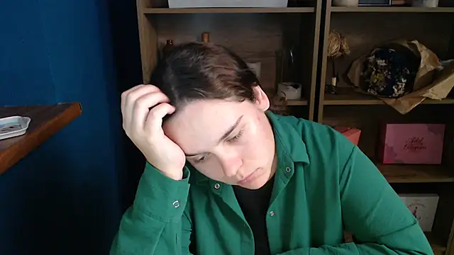 mini girly online show from 10-19-25, 03:34