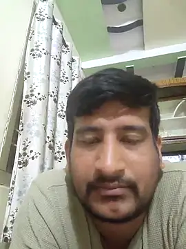 Snapshot of honeyrose765 chatting on 03-16-25, 09:26 honeyrose765 online show from 03-16-25, 09:26